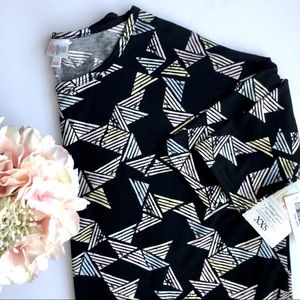 NWT -  LuLaRoe Irma Tunic - Size XXS
